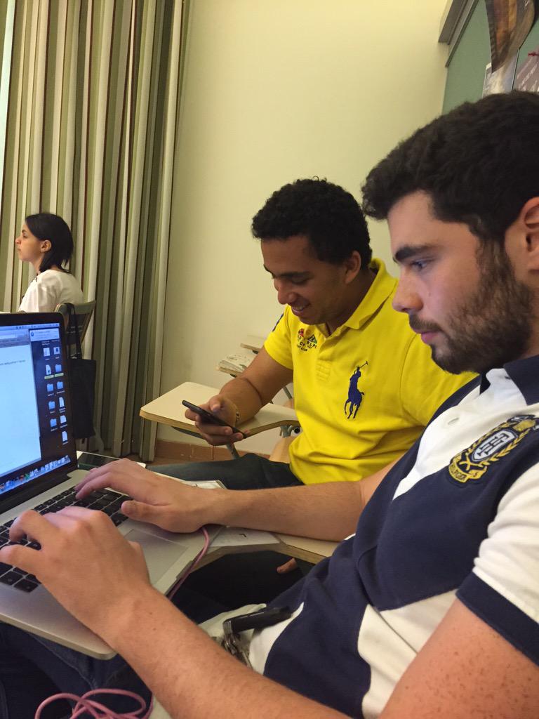 bably10892032's tweet photo. akram still trying to figure out how to tweet #entr4012 @AUC_MFA #zipcaregypt http://t.co/aHoCCpyvut