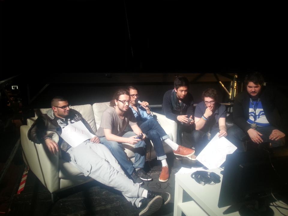 Feeriaa's tweet photo. @SmashBroGamers présent à la @EvryGamesCity @Zaboutine au cast Tellement de skill ces joueurs http://t.co/AbmNPZPXB8 http://t.co/6CnDLfjUgj