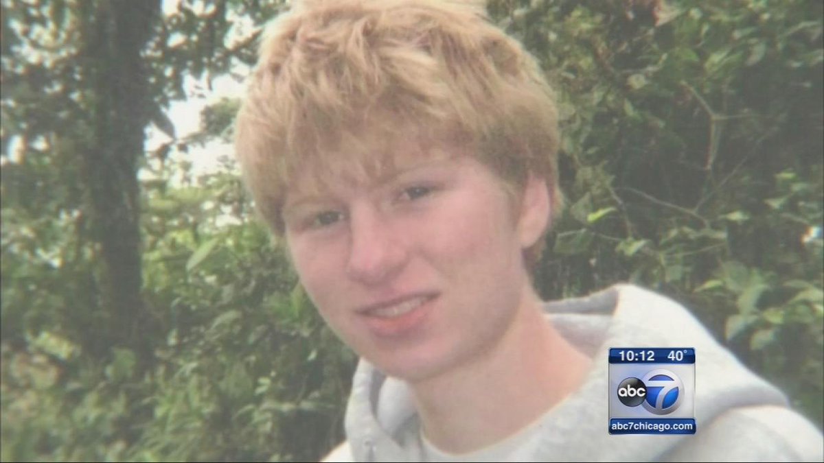ABC7Chicago's tweet photo. BREAKING: Missing University of Colorado student from Chicago has been found, family says http://t.co/gaGPsd7ELg http://t.co/kS0Ydov7qn
