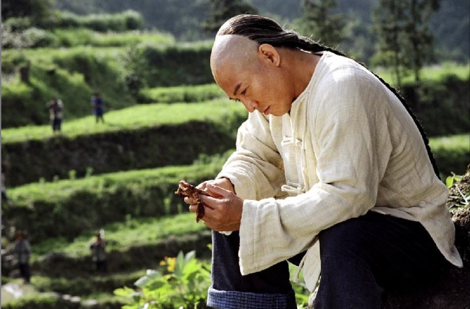 Happy birthday to the star with the fastest moves and the biggest heart, Jet Li. 