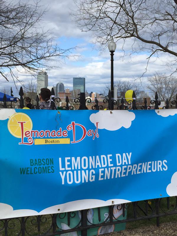 LemonadeDayBOS's tweet photo. Fabulous KICKOFF Carnival for @LemonadeDayBOS ! Everyone is excited to open their lemonade stands. @BabsonETAK12 http://t.co/4waoOalPxx