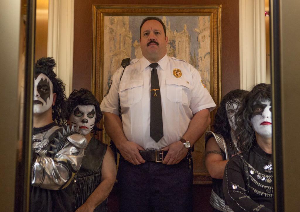 Kevin James turns 50 today, HAPPY BIRTHDAY! 