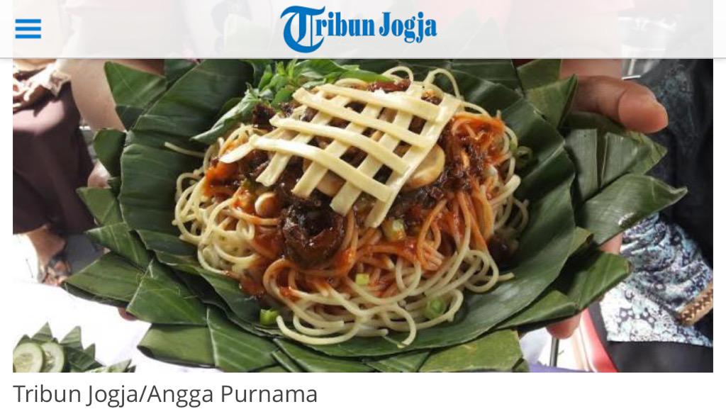 #kuliner | <a href="/tribunjogja/">Tribun Jogja</a>: Nyammmm! Nikmatnya Spaghetti Belut Khas Godean → j.mp/1HHb6jq ,