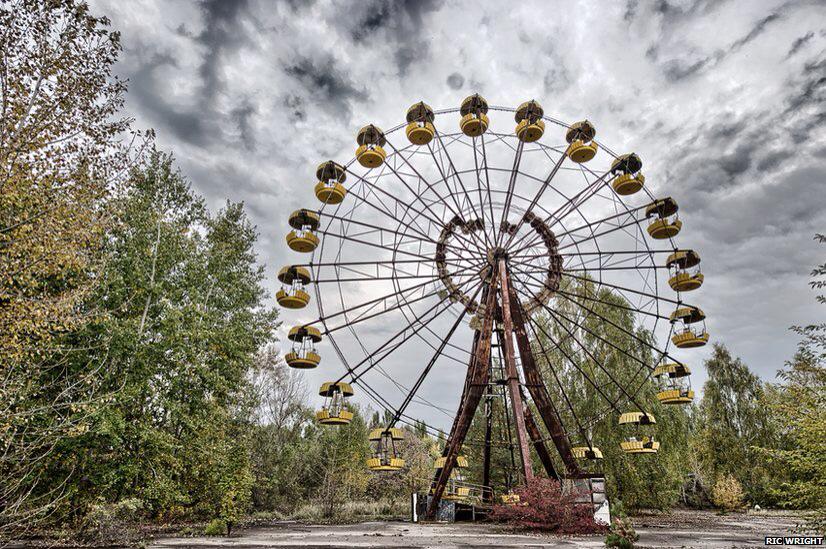 freadingblog's tweet photo. Pripyat, la città fantasma vicino a #Chernobyl 29 anni dopo il disastro, in un video > http://t.co/kJULHDGwQY http://t.co/U7inE1jX5U