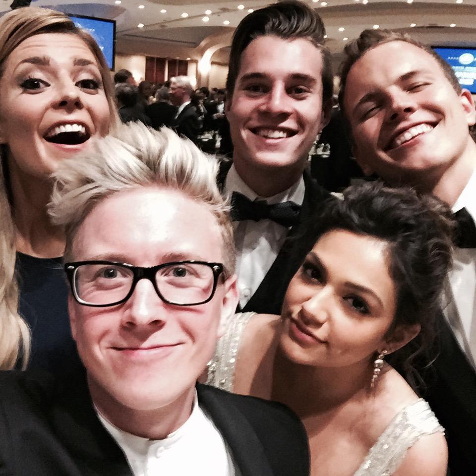 tyleroakley's tweet photo. #TeamInternet taking over #WHCD http://t.co/tDArSVovWs