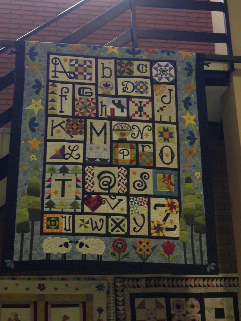 PatchAtachus's tweet image. Ayer un día genial en el VII ENCUENTRO DE PATCHWORK EN LOECHES