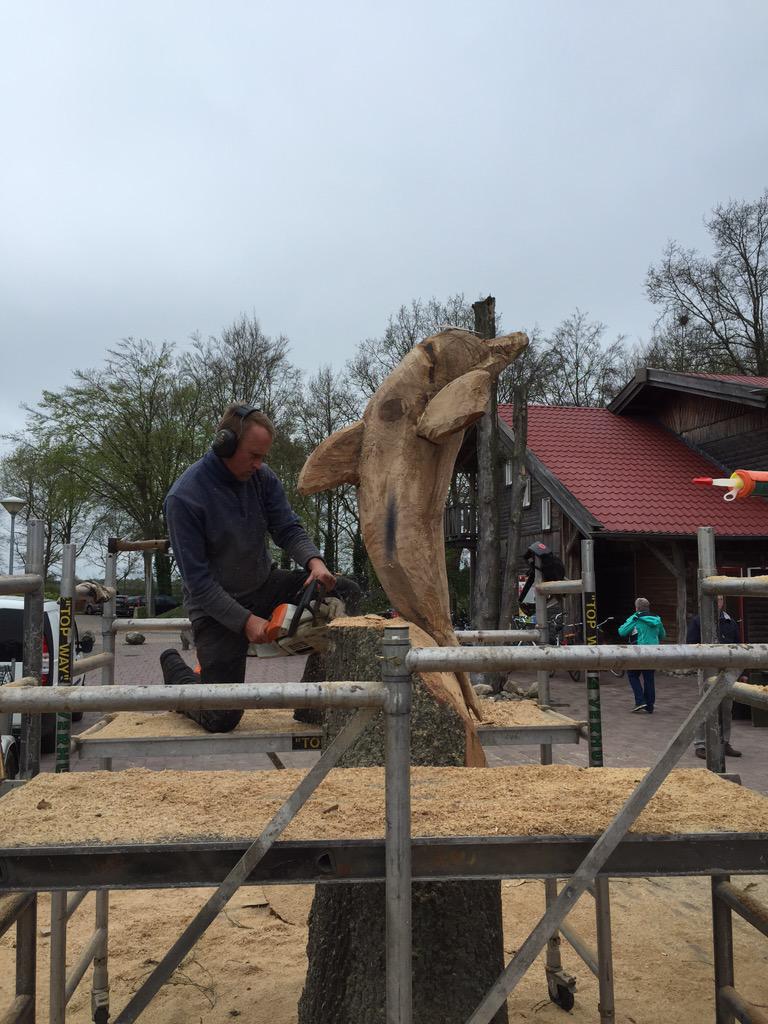 Ermerstrand tweet media