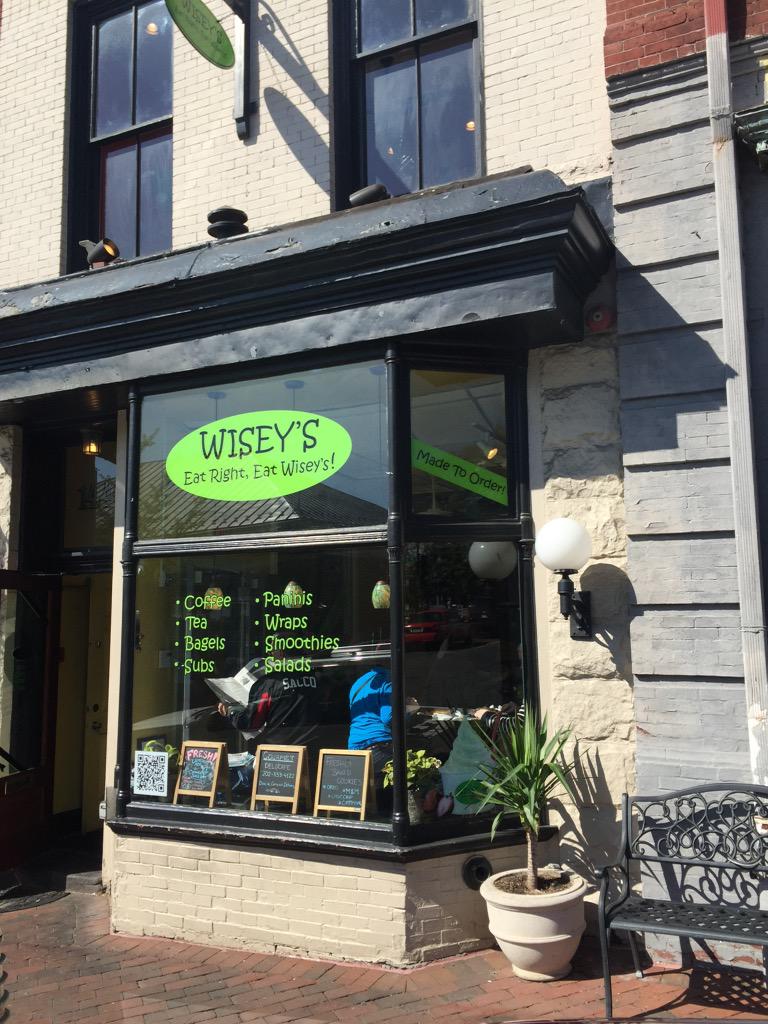 Wiseys's tweet photo. A Sunny Sunday Morning here at Wisey's!
#happysunday
#SundayFunday http://t.co/YBnPKOiL6l