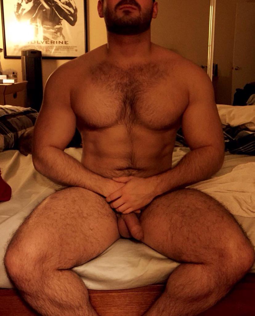 _cockring's tweet photo. #FurryWeekend #FurryStud #Rimming #BeardsNTatts #HotNScruff http://t.co/AvkwgOXNSq