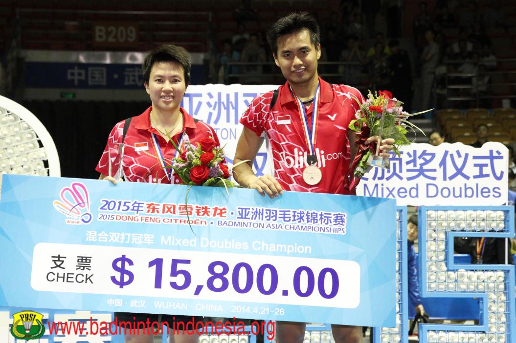 LNbutetholic's tweet image. On podium, once again congrats 😚😚😚