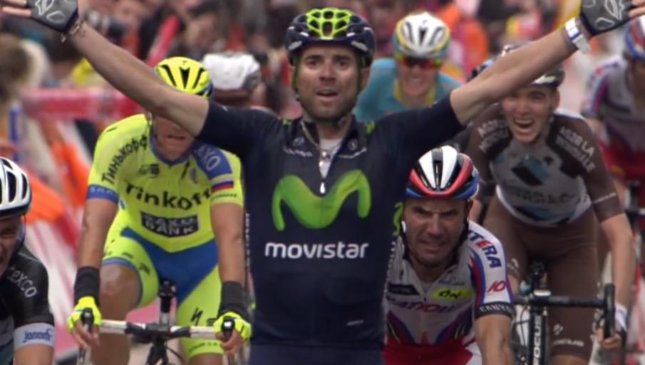 Movistar_Team's tweet photo. La celebración y agotamiento de un ciclista irrepetible, tras una victoria para el recuerdo. @alejanvalverde #LBL http://t.co/od8HHxGt9D