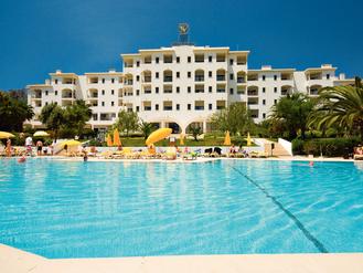 CompleteTravel's tweet photo. 4* Aparthotel Vila Petra #algarve  4 Nights, Self Catering #Bristol  05 May  From £152pp  call 01792 633230 to book http://t.co/FfSvbnSbdc