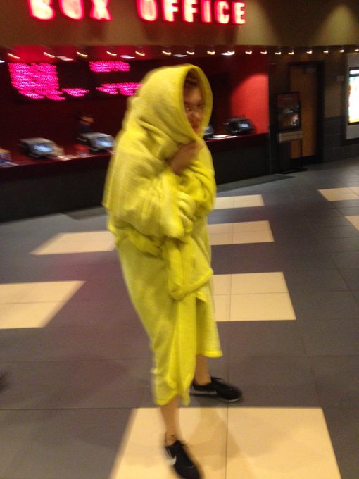 Watch Justin Hall's leaked NSFW photo on TwXstars