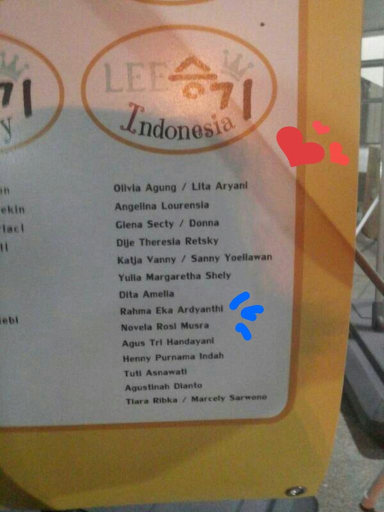 rhmynth's tweet photo. -Flashback 2013-
at least my name was in your concert,ㅎㅎㅎ ♥♥♥
#LeeSeungGi #HC2013  #hopeconcert http://t.co/zA6zVkOFG2
