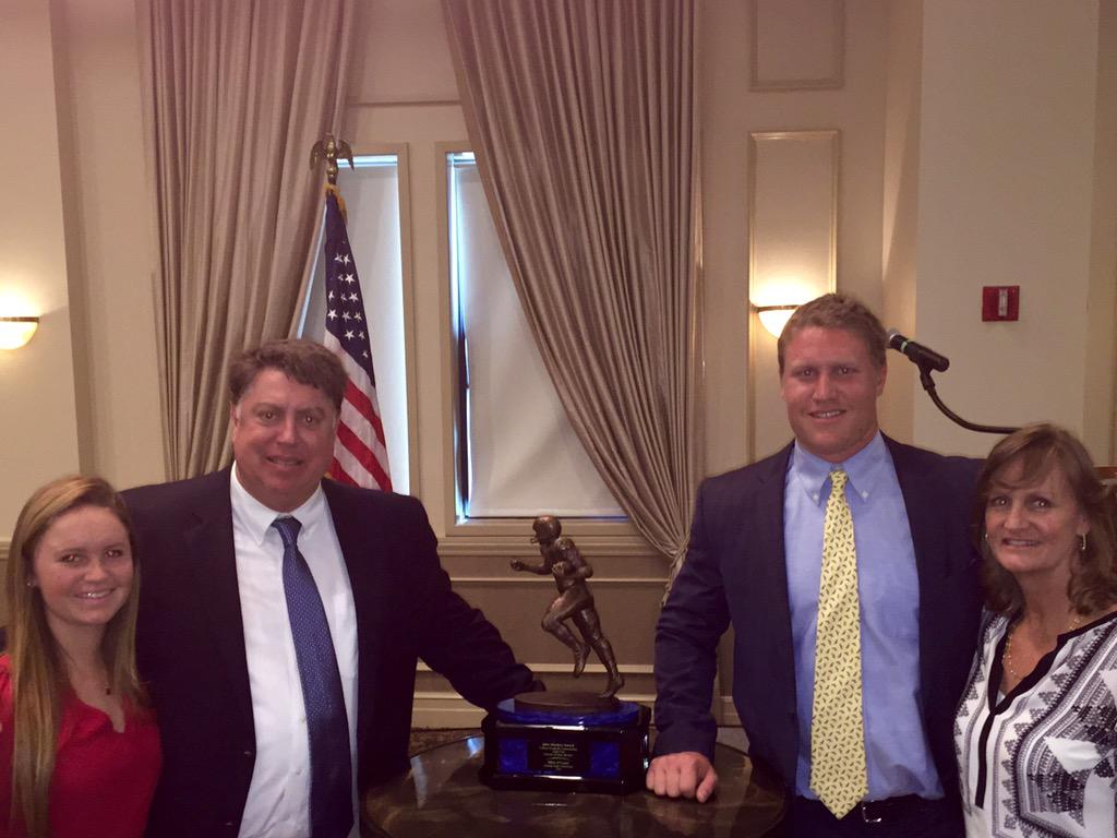 Thank you to the #JohnMackey award committee. Great to add another memory to my @FSU_Football career.