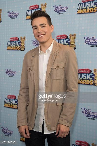 ltskii's tweet photo. Jacob looked so good at the RDMAs yesterday 😩👌🏽💯 http://t.co/hgqZmd5Kwa