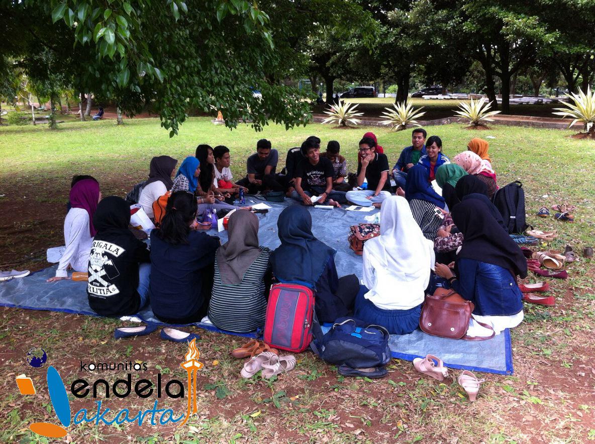 Kakak2 jedelist nih mimin mau laporan hsil gathering jendela jakarta hari ini, acaranya luar biasa &amp; seru <a href="/IniJendela/">Komunitas Jendela</a>