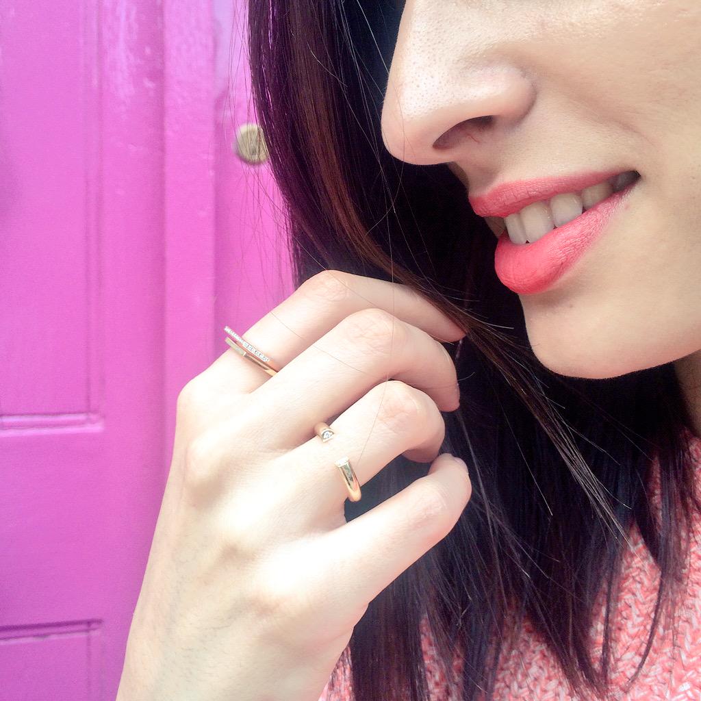 NatashaScarlet_'s tweet photo. The gorgeous @SmellsLFashion wearing @hall_collection in store in #NottingHill #SelinKent #Jewellery http://t.co/hoBVrIlXOV