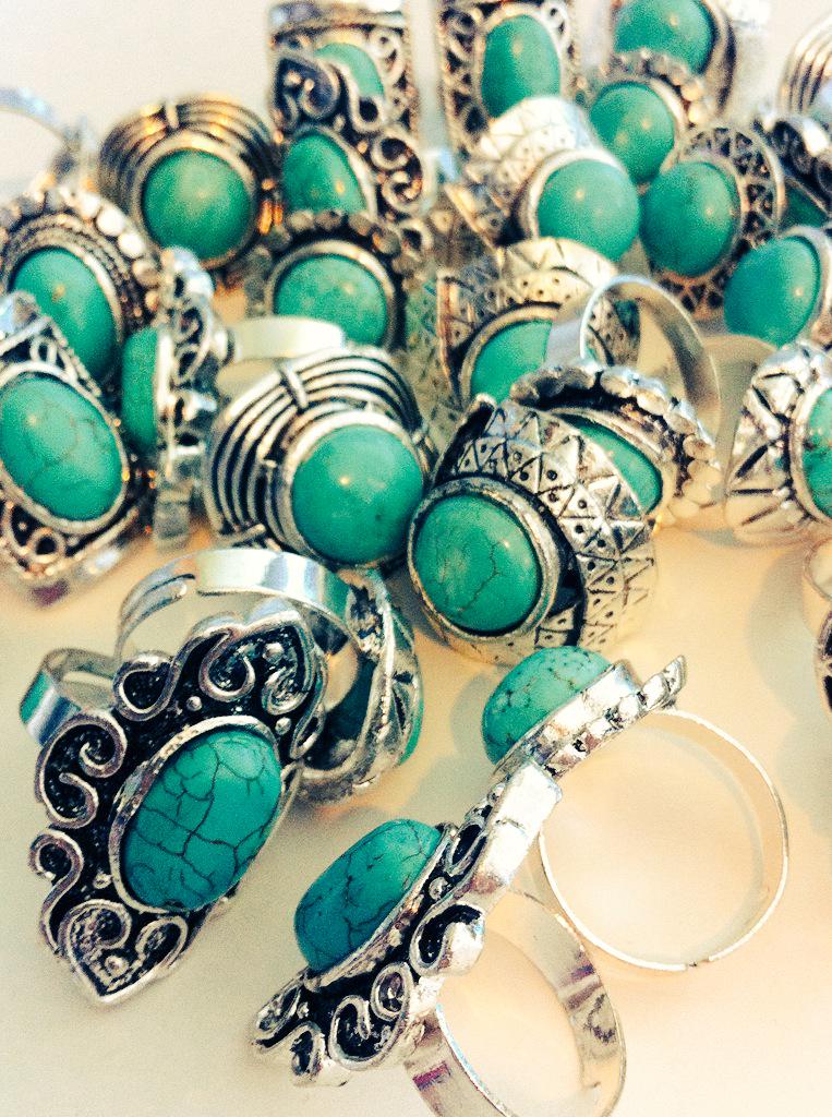 FloralThreads's tweet image. New Stock to Jazz Up Your Summer Style! ✌️ Head Over To @ASOSMarketplace @FloralThreads #vintage