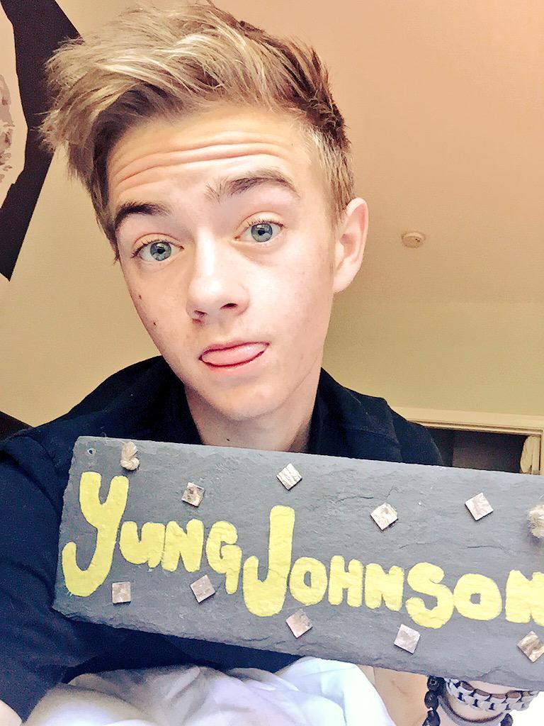 JVCKJ's tweet photo. Love ur guys handmade gifts they are all over my room :) http://t.co/FQruhK3X75