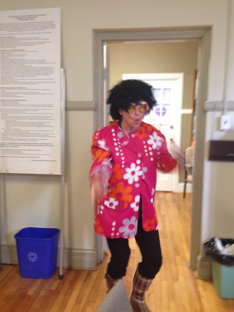isingingsuz's tweet photo. @lindakash @Magic967fm @kawarthaNOW guess who is our MC for our Motown sound concert sat may 2 730 @TheMarketHall http://t.co/ToL0buLBef