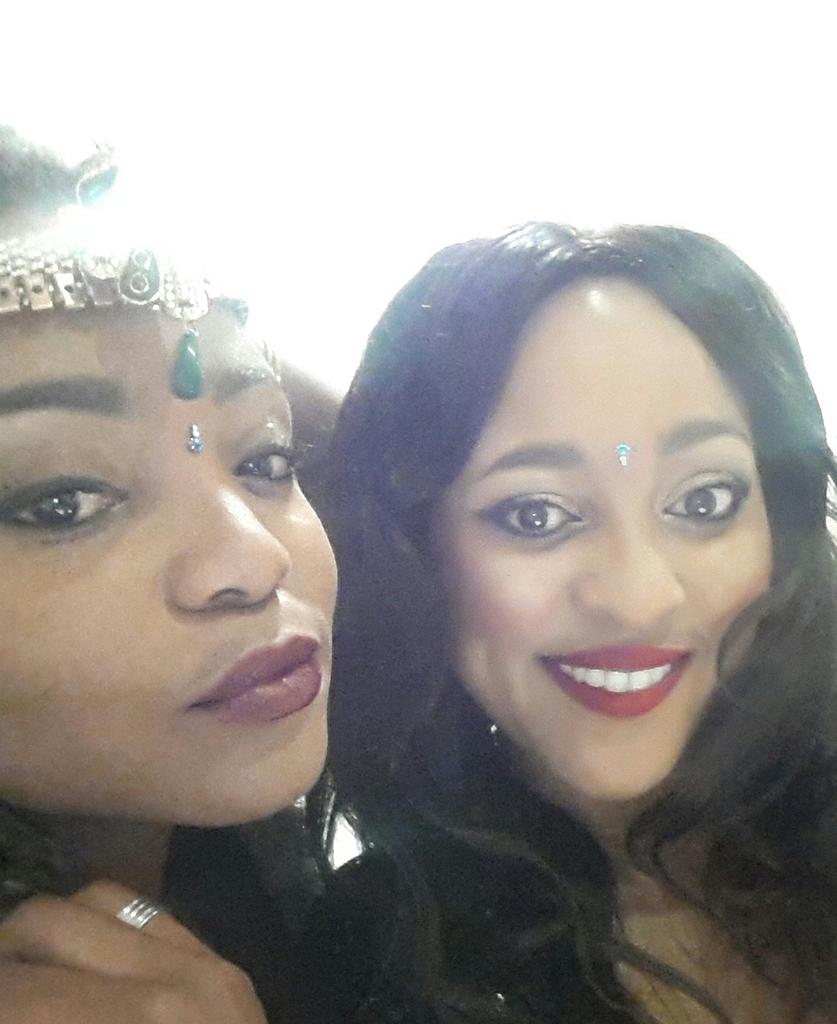 thando007's tweet image. Umuntu vele nje bhububu Lol! #redlipstickApril #lovethiscrazysoul #bumpthelikwa &amp;lt;3