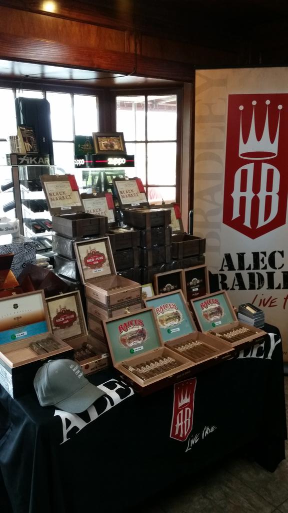 WiseAsh's tweet photo. Great time with @TopShelfRussell and friends yesterday at Spring Fling. Thanks for letting @alecbradley take part! http://t.co/O8Tqp7kkXT