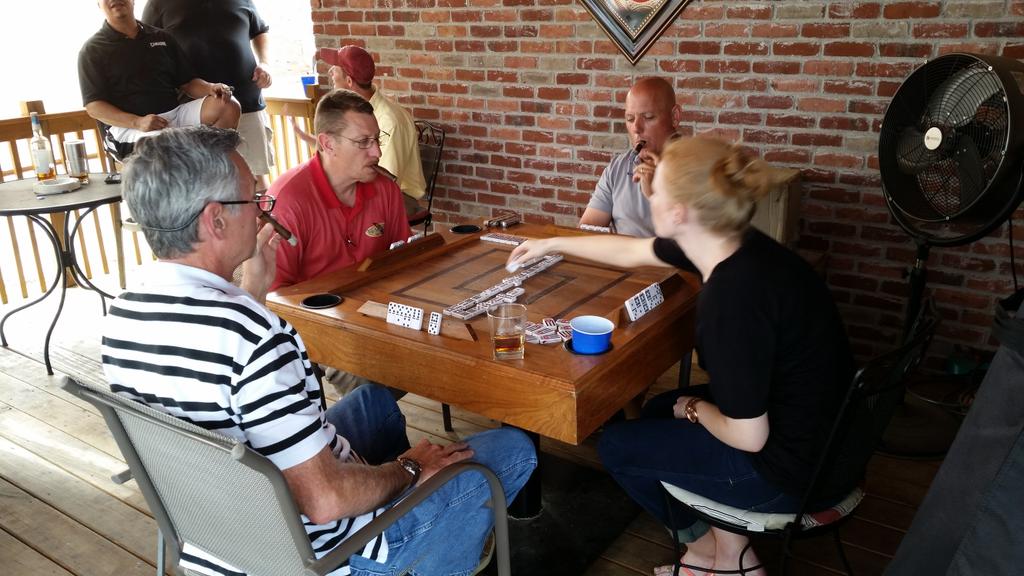 WiseAsh's tweet photo. Great time with @TopShelfRussell and friends yesterday at Spring Fling. Thanks for letting @alecbradley take part! http://t.co/O8Tqp7kkXT
