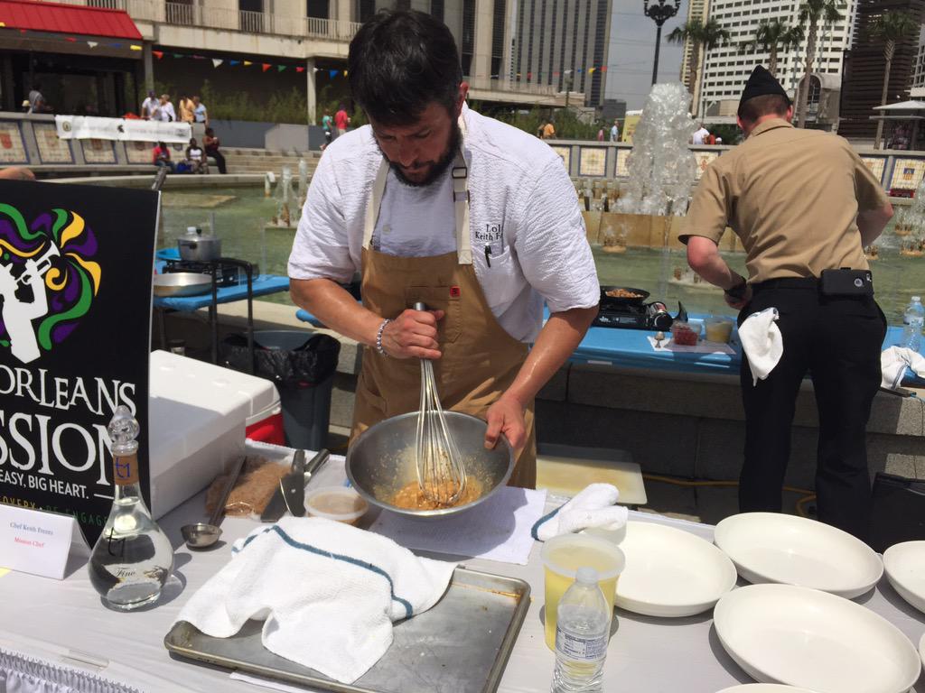 nolanavyweek's tweet photo. The heat is on! @NOLAMission and James E Williams cooking up a storm. Come on down to @RiverwalkNOLA #nolanavyweek http://t.co/5hz1iaI2fW