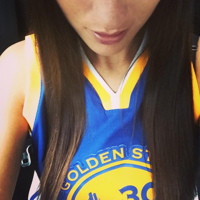 #GS #Warriors #30 🙏🏼 http://t.co/2mj0mQSPLI<a href="/tag/gs"class="tags">#GS</a><a href="/tag/warriors"class="tags">#Warriors</a>