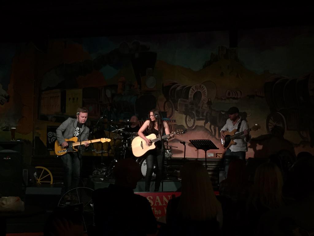 deanandsheena's tweet photo. Had a great time meeting @LukeandMel at @FortSanAntone. Catch our interview with them on the show next week. http://t.co/HdJbsa27Ss