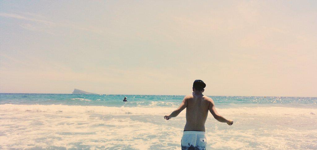 97Joseba's tweet photo. Vacaciones en Benidorm 👌👌👌👌💎perfectas http://t.co/t9LcBG4sJe