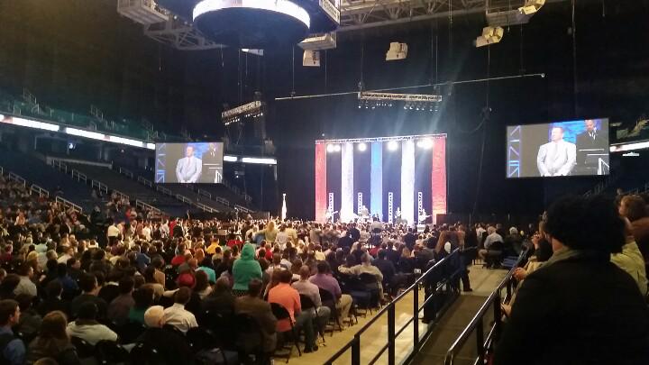 TLackLTD's tweet photo. So excited to be able to bring new people into this type of environment in 2 months! #BOB2015 #Worthy2015 #AyersTeam http://t.co/B4zkKTOVdW