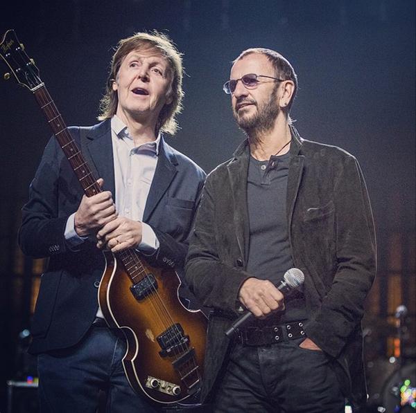 PaulMcCartney's tweet image. Photos and videos from Paul inducting @ringostarrmusic into the @rock_hall: paulmccartney.com/news-blogs/new…