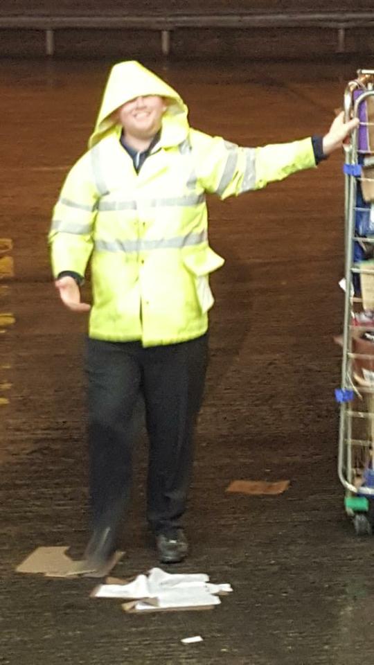 He loves playing in all weather conditions even if the jacket was abit snug <a href="/ktranter15/">K Tranter</a> <a href="/leeatkinson2009/">bigman#Lee</a> #teameffort