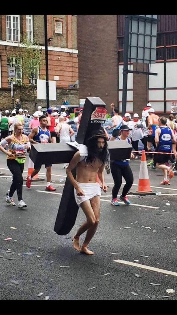 AliceBelton's tweet photo. Shout out to Jesus who ran the London marathon today #LondonMarathon http://t.co/OxUeAw8DFj