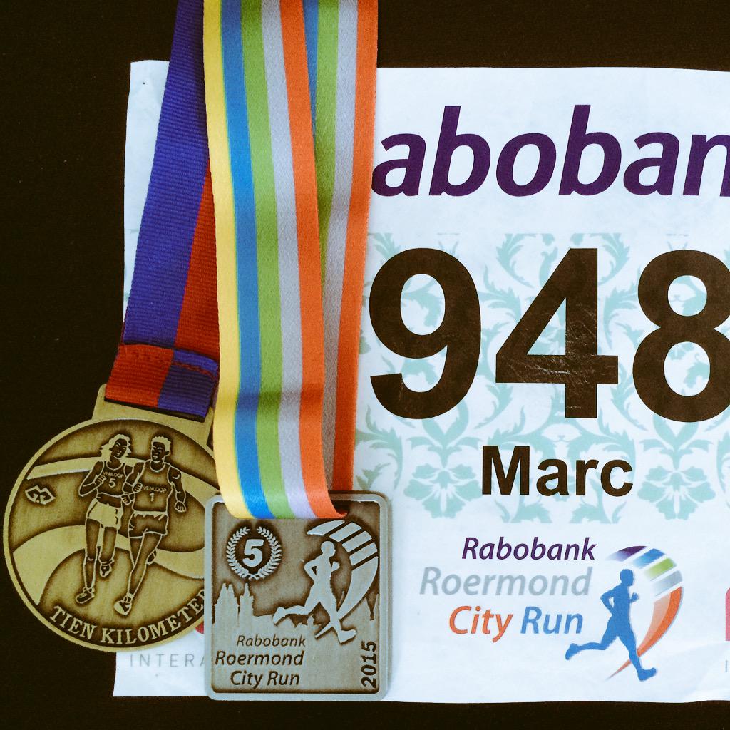 mpajanssen's tweet photo. Mooi rondje gerend in eigen stad, kreeg er zelfs een medaille voor 😊 @roermondcityrun http://t.co/qlzxUaBP1G