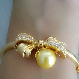 Gelang rhodium mutiara air tawar Rp 750rbu