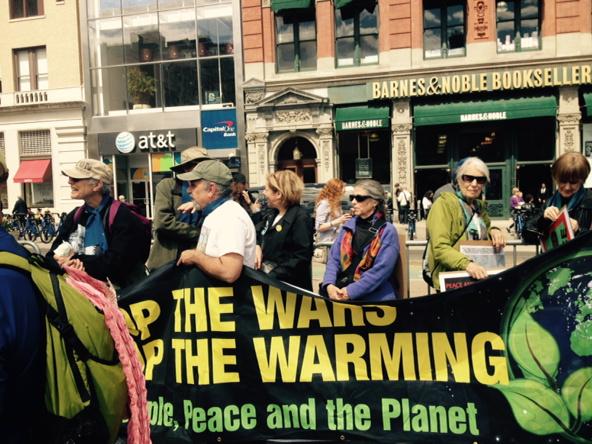 masspeaceaction's tweet photo. Mass Peace Action members listen to speakers and prepare to march #NoNukes #StopTheWarming @peaceandplanet http://t.co/KNOHcu7lwp