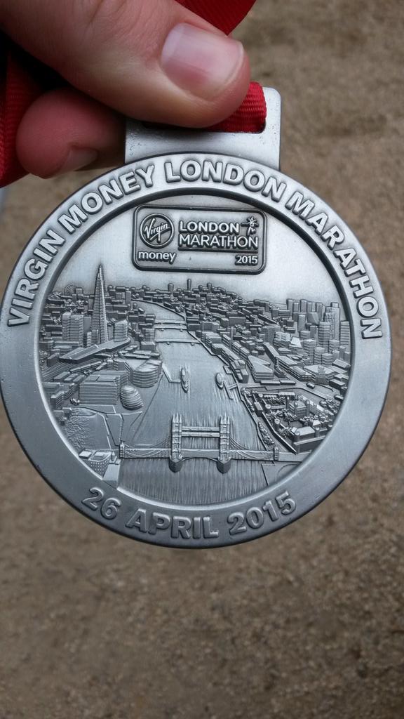 AltTriathlon15's tweet photo. Job done! #kayak windermere #cycle 320 miles run #LondonMarathon in 4.55! Fab support @TeamMacmillan @macmillancancer http://t.co/EQYfI9oEan