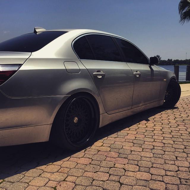 slammedbimmers's tweet photo. BACK ON THE DARKSIDE #BMW #E60FANS #FLORIDABIMMER #HRE #HRE501 #SAVETHEWHEELS #THREEPIECEONLY #VINTAGE #VIPEURO #VI… http://t.co/zhi8vW3cEF