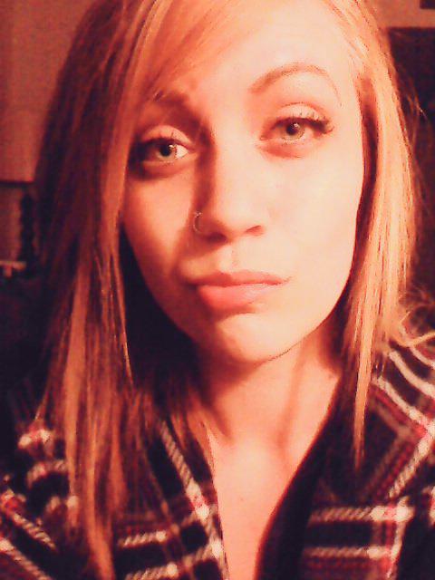 ItsPrincessBree's tweet photo. Wake up motherfuckers! yall sleepin? 😂☀📢💡 http://t.co/AXqIuTGzkM