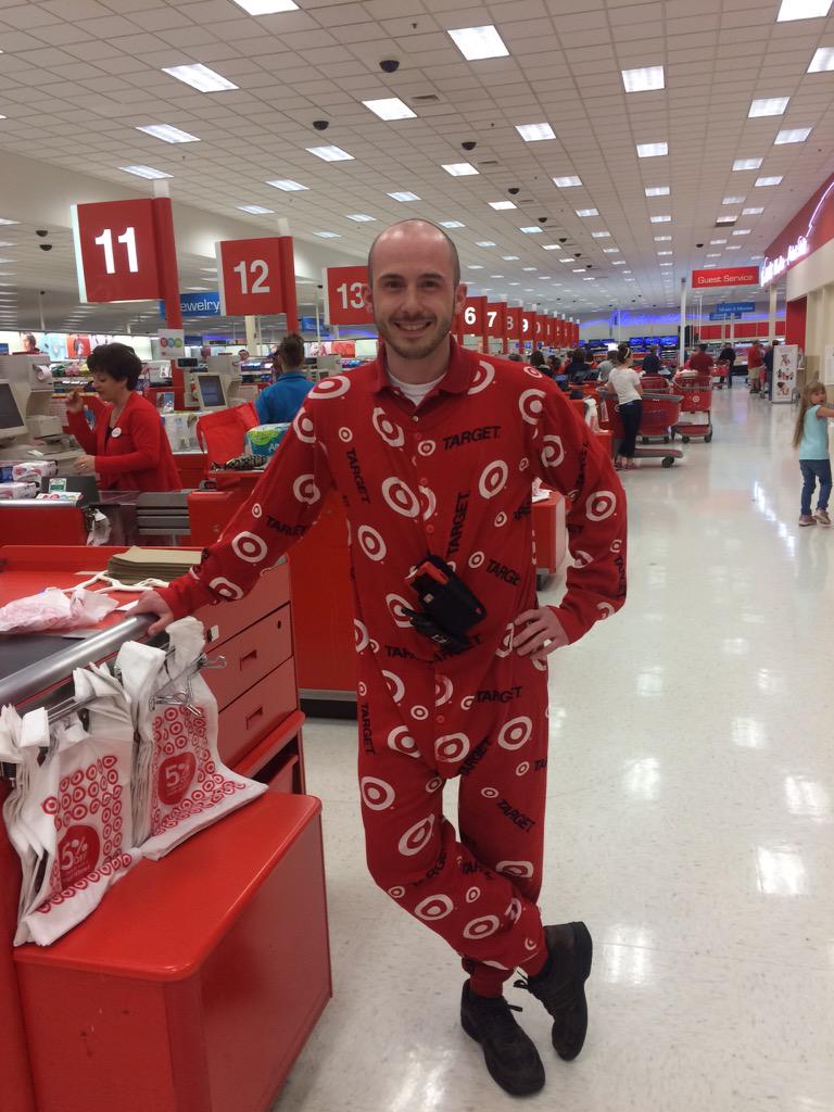 That's right. He's wearing the pjs #1366isinthemix #redcardgoals #7by2:30 <a href="/Wprecup/">Will Precup</a> <a href="/twill1997/">Trina Williams</a>