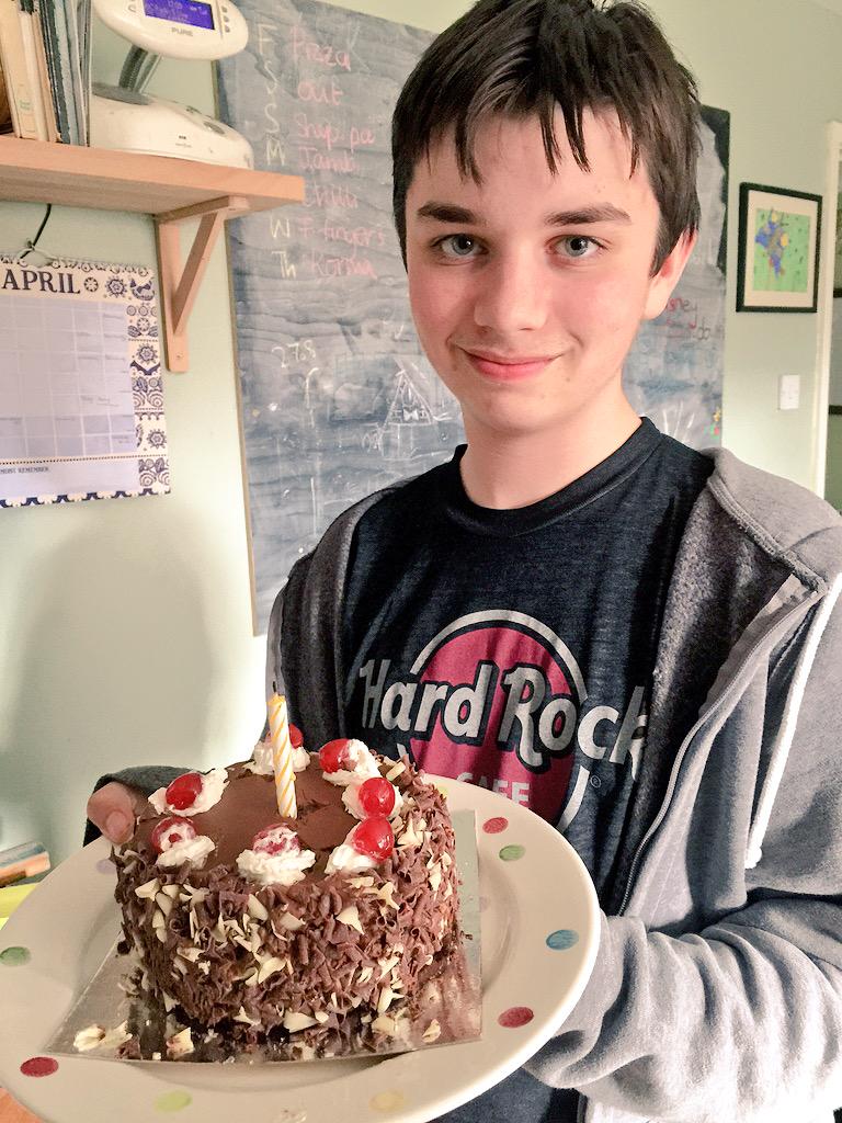 davecarolan's tweet photo. What a busy day! Happy Birthday to @NoahCarolan whos 15 @ElliotCarolan playing football &amp; @MarthaCarolan dance awards http://t.co/9KDvPD2BWo