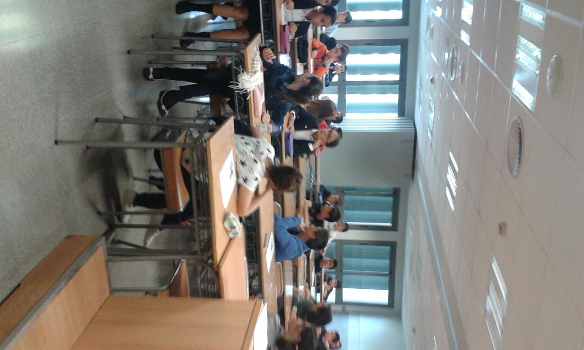 proescolania's tweet photo. Aulas de prueba de nuestros alumnos. #programadespierta #soisunoscracks http://t.co/ZyJlAfy7VW