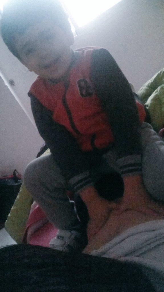 aliciamuti98's tweet photo. con mi niño http://t.co/qMTV3lc33L