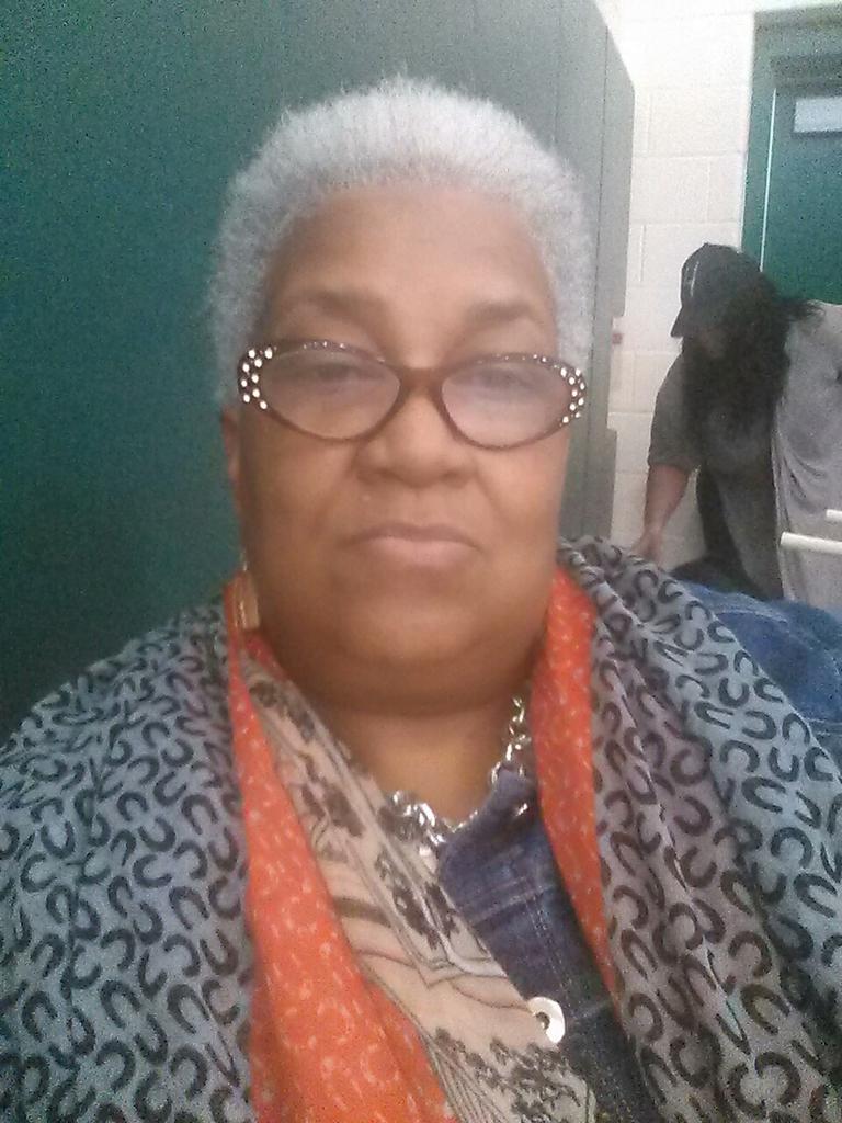 jazzfest09's tweet image. @N_L_Athletics01 @Waynedbass63 Halftime 41-34 #BballStar #Defense #NextLevel