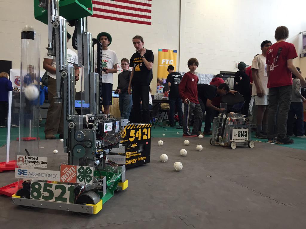 MarylandFIRST's tweet photo. Many thanks to @FTC5421 @FTC8121 4-H Hardware Hooligans &amp; Northwest High School Jagged Edge for showing @rockvillesci http://t.co/gHZ0yx1HLa