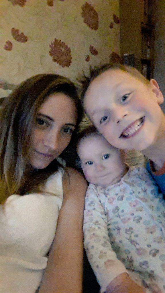 beccimac87's tweet photo. My babies😍 http://t.co/lMxH01Qpcp