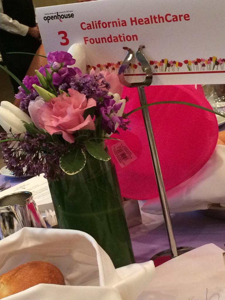 WhiteTacoTweets's tweet photo. So excited to be here to recognize #SandraHernandez at @OpenhouseSF today! #OpenHouseSF #FourSeasons http://t.co/e54pY0j2l6